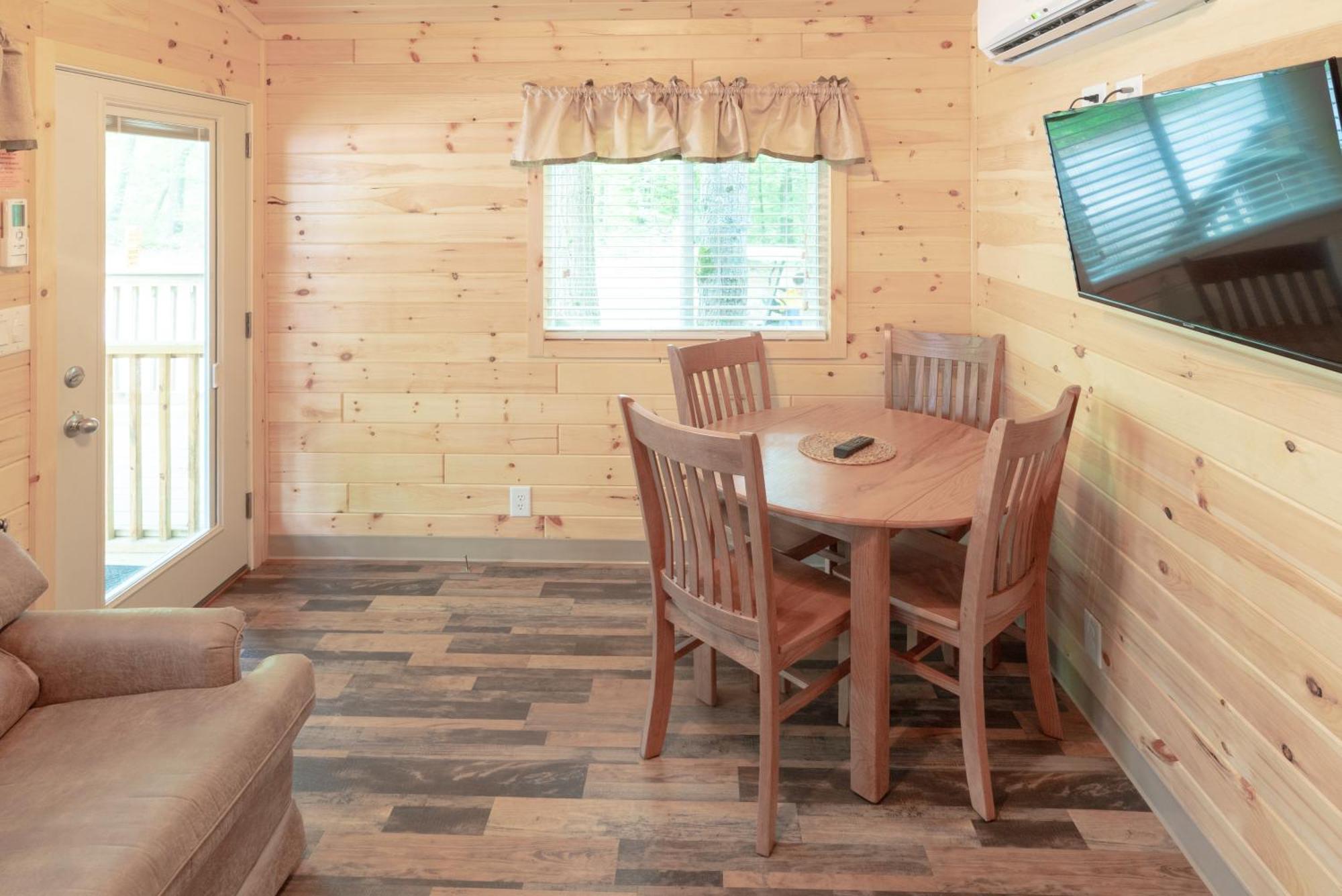 Sun Outdoors Saco Old Orchard Beach Room photo